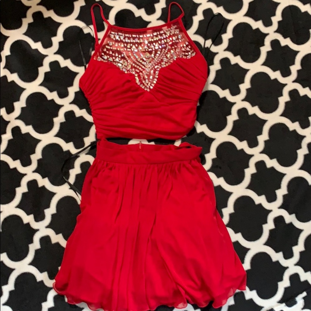 Two-piece spring dance dress